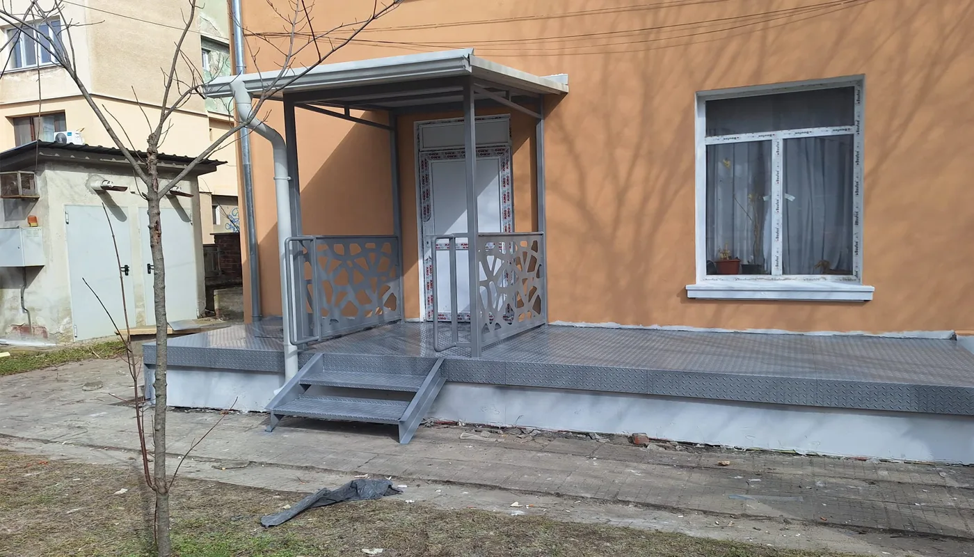 козирка и парапет 