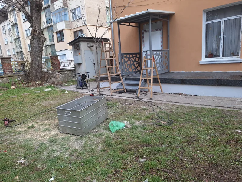 парапет и козирка